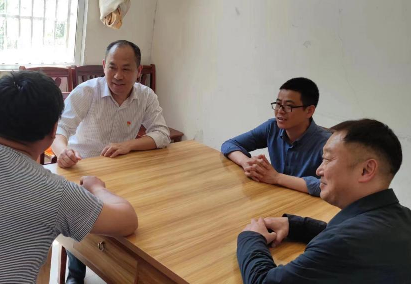 產(chǎn)業(yè)強(qiáng)基，民生為重，結(jié)對(duì)幫扶，攜手共富